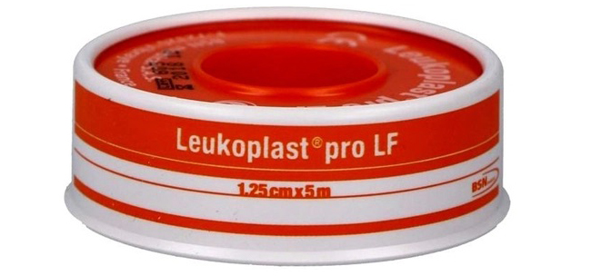 CEROTTO CHIRURGICO MEDICATO IN ROCCHETTO LEUKOPLAST PRO LF CON OSSIDO DI ZINCO 1,25X500 CM - fitfarma.it