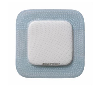 MEDICAZIONE BIATAIN IN SCHIUMA DI POLIURETANO CON BORDO ADESIVO IN SILICONE 10X20 CM 5 PEZZI - fitfarma.it