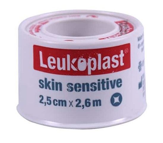 LEUKOPLAST SKIN SENSITIVE CEROTTO SU ROCCHETTO CON MASSA ADESIVA IN SILICONE M2,6 X 2,5CM 1 PEZZO - fitfarma.it